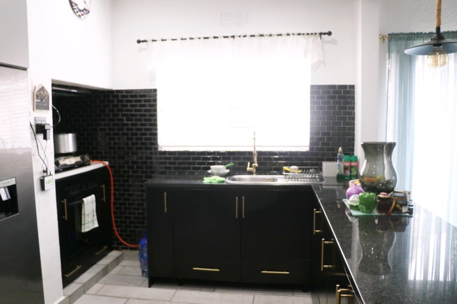 To Let 3 Bedroom Property for Rent in Idasvallei Western Cape